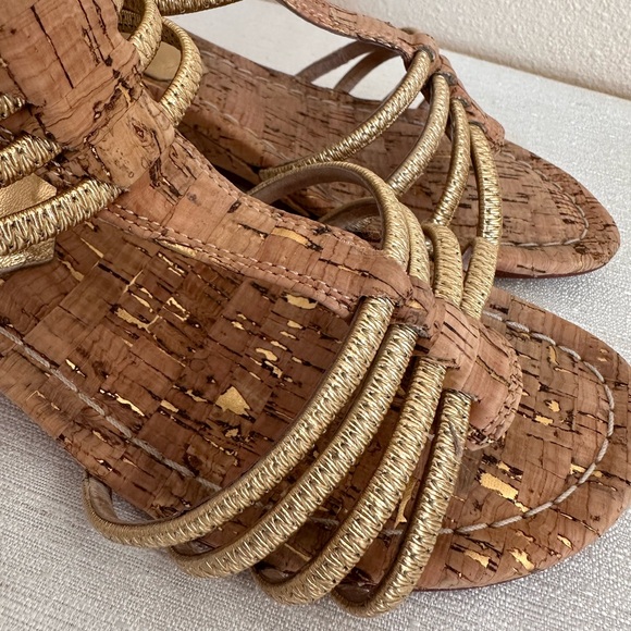 Donald J. Pliner Dexi Gold Cork Strappy Rear Zip Wedge Sandals Women’s 8M - Picture 7 of 15